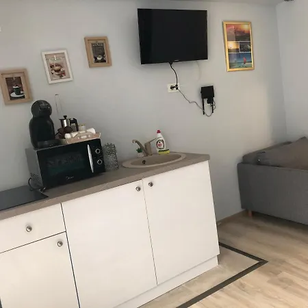 דירה Sea View Zen Studio